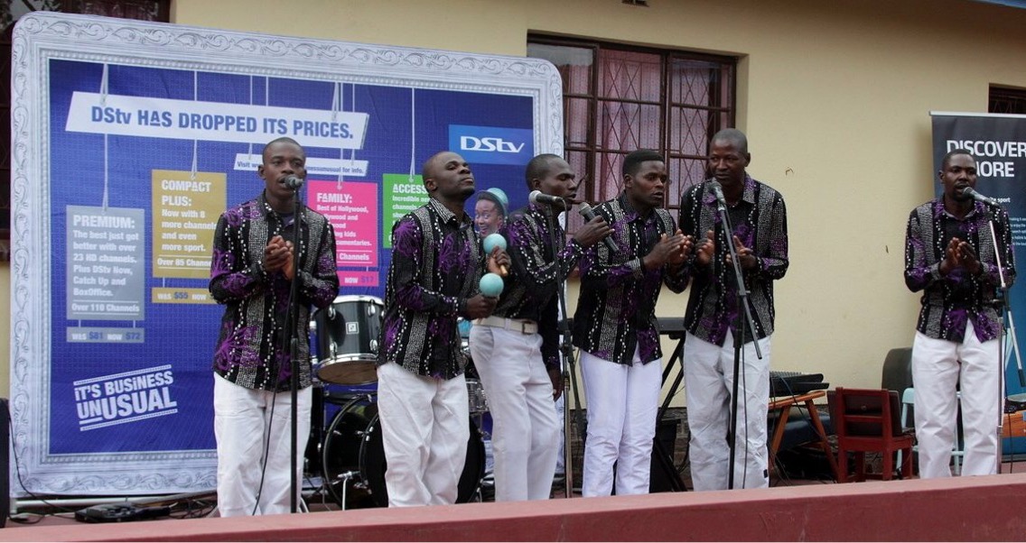 apostolic sect vaccination