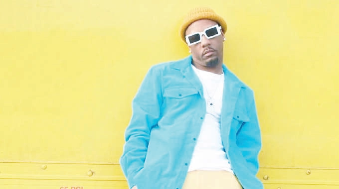 Qounfuzed drops hot video