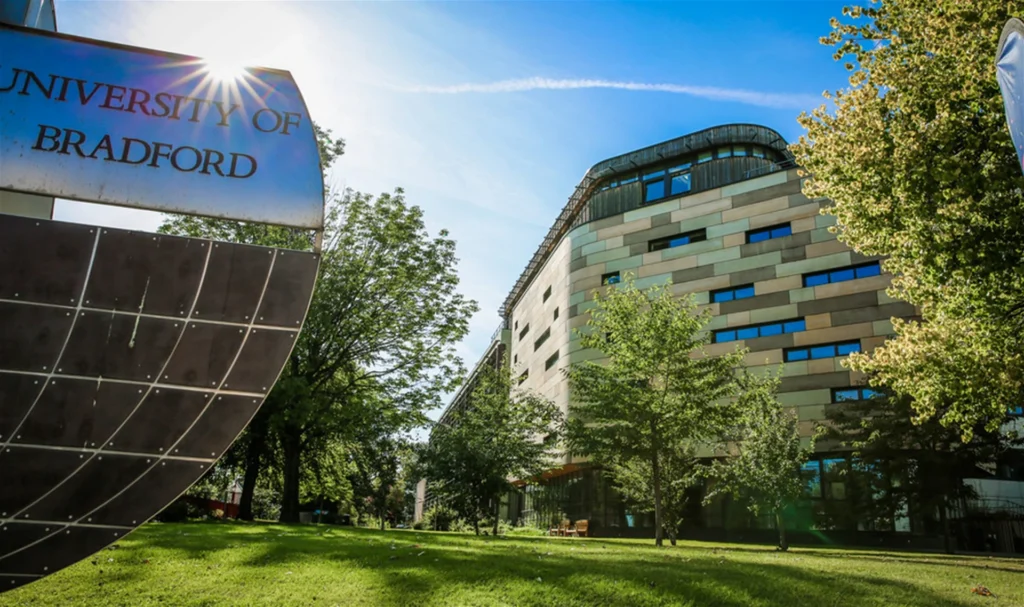 Welcoming International Student: University Of Bradford International College Image: Internet