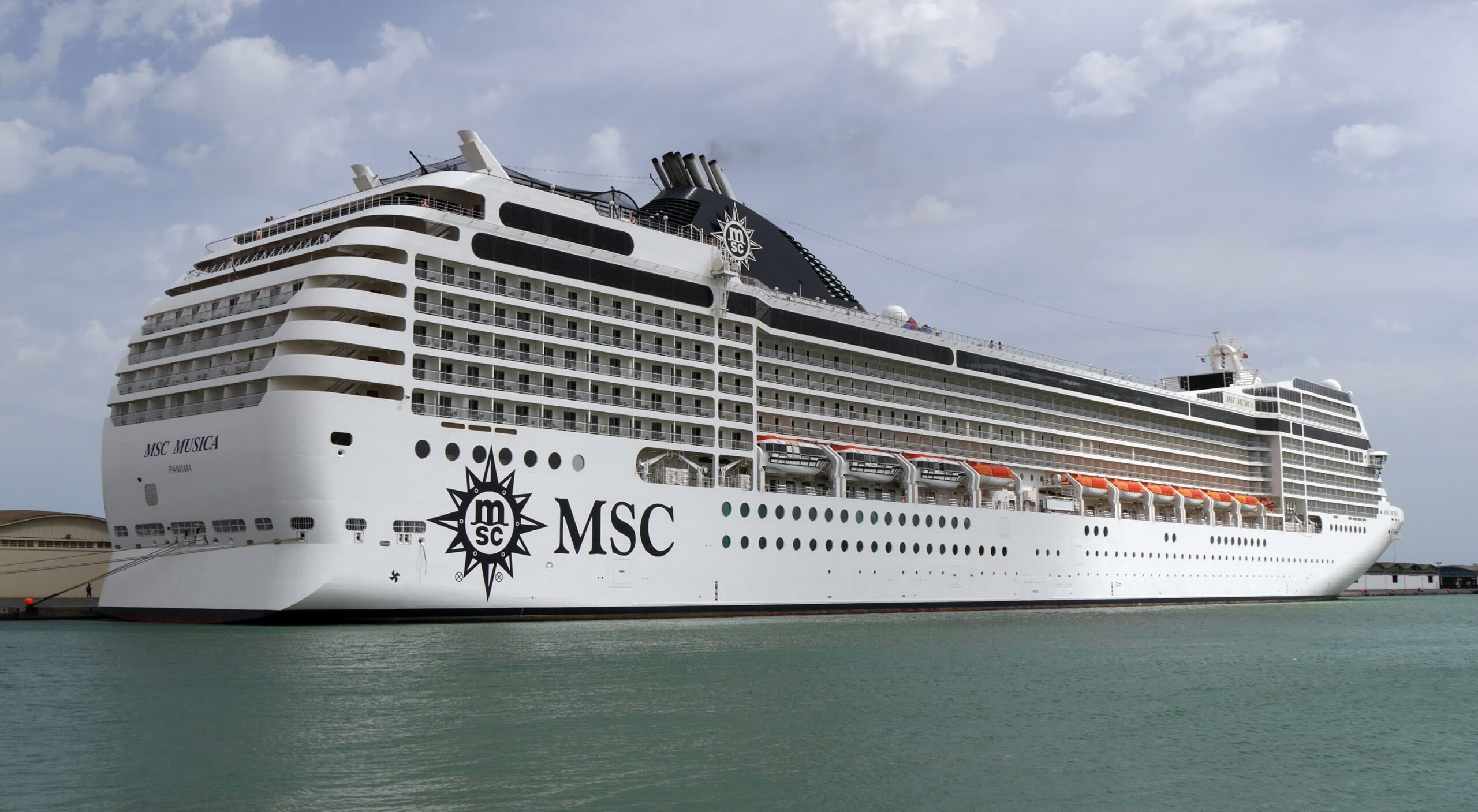Zimbabweans Got Blacklisted From Cruiseship Jobs