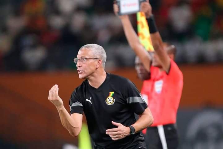 Ghana Coach Chris Hughton Sacked Following Afcon Elimination