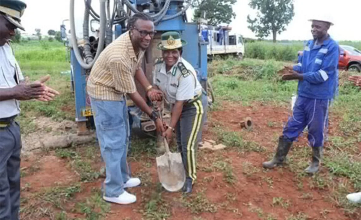 Jah Prayzah Commissions Borehole at Chikurubi Maximum Prison