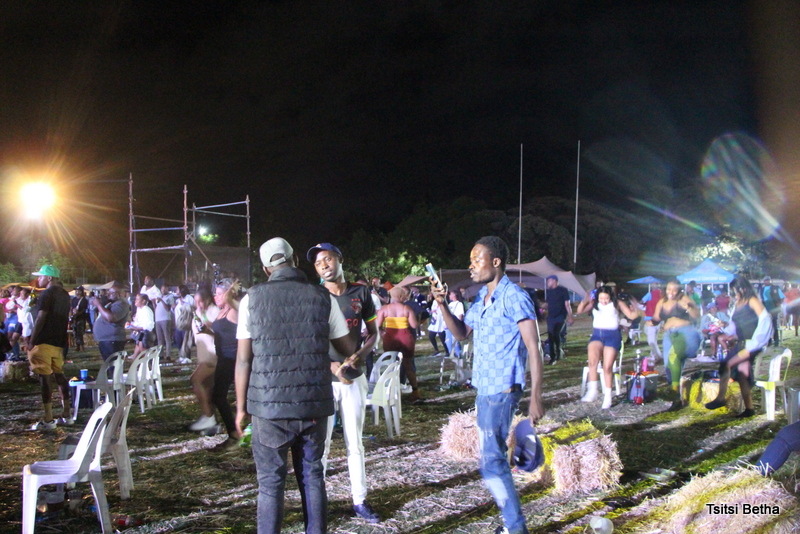 Yesterday's opening of the Sunshine City Festival at Old Hararians Sports Club fell short of expectations as organisers grappled with a disappointing turnout.