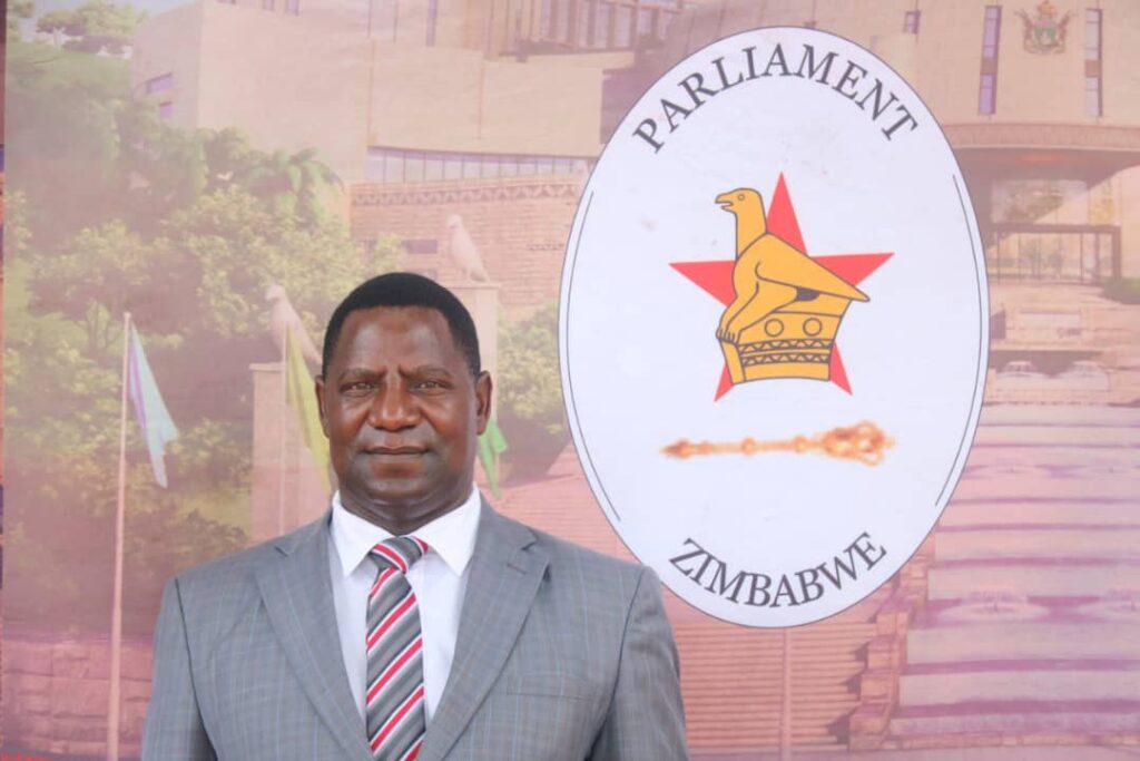 Minister, council loot public funds