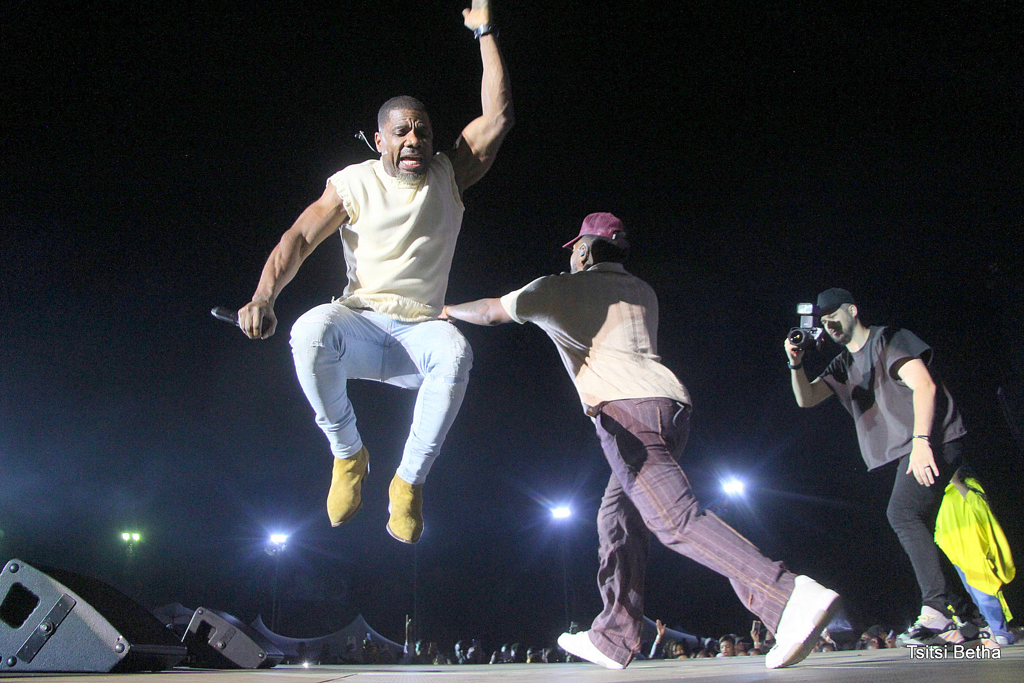 Electrifying Worship and Unforgettable Moments at Glamis Arena as Maverick City, Kirk Franklin Stir Harare