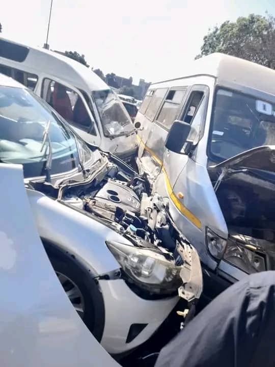 Omnibuses Pile Up at Harare's Herbert Chitepo and Prince Edward. Photocredit- Ellite Solomon.